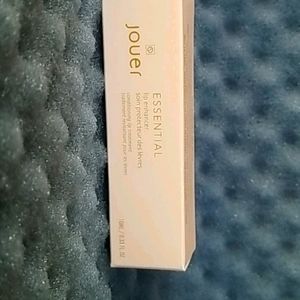 ESSENTIAL lip enhancer